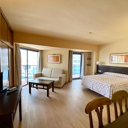 Apartamentos Ms Pepita 贝纳尔马德纳 外观 照片