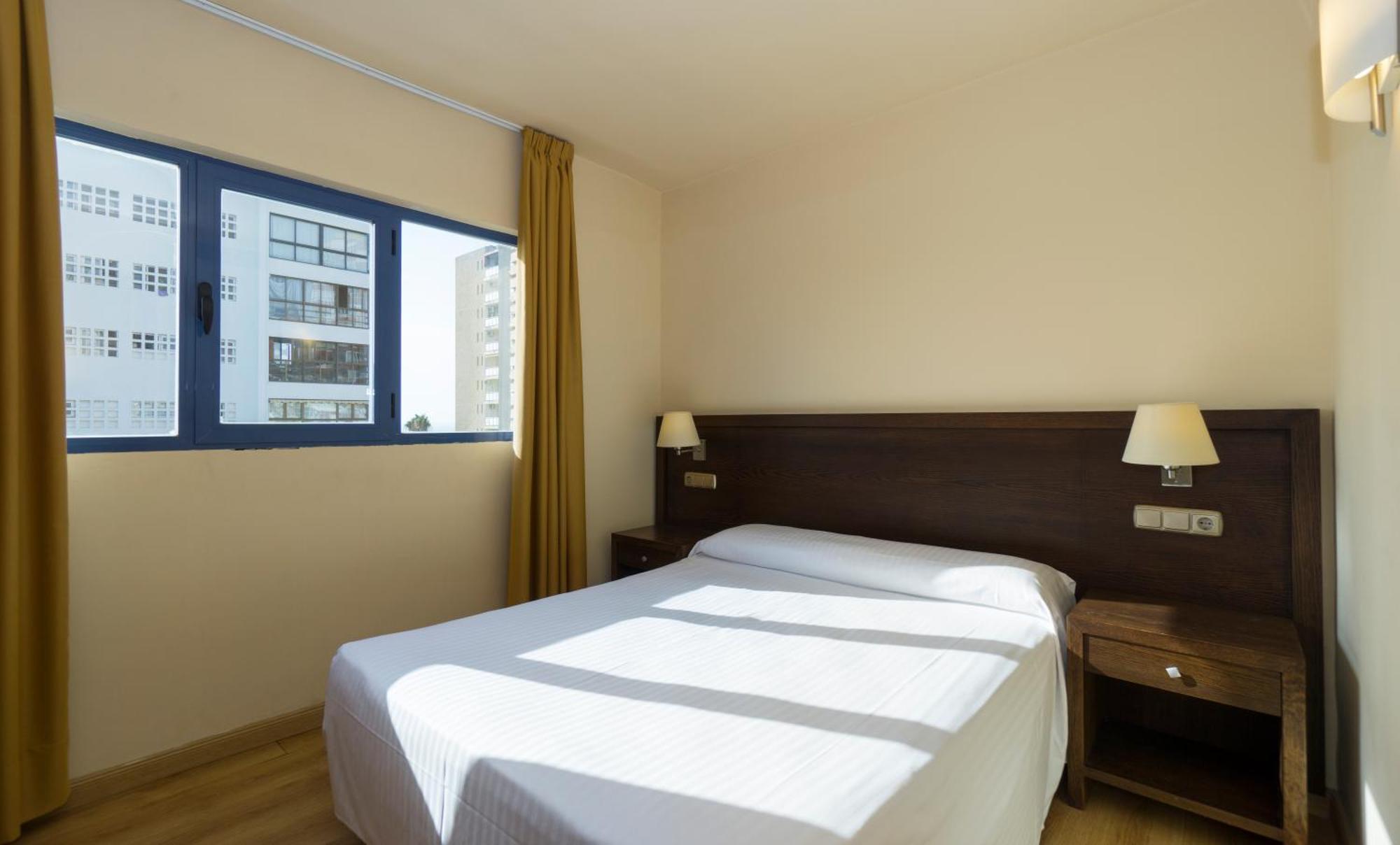 Apartamentos Ms Pepita 贝纳尔马德纳 外观 照片