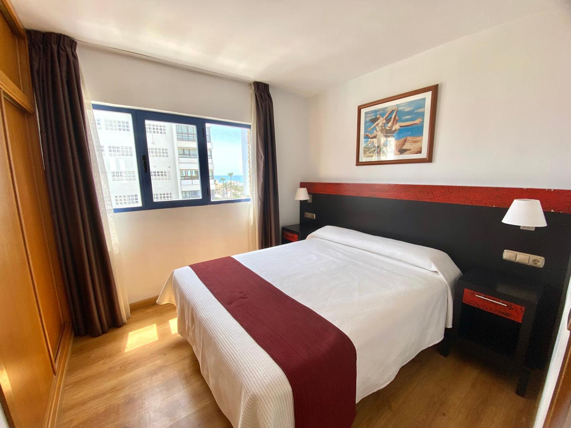 Apartamentos Ms Pepita 贝纳尔马德纳 外观 照片