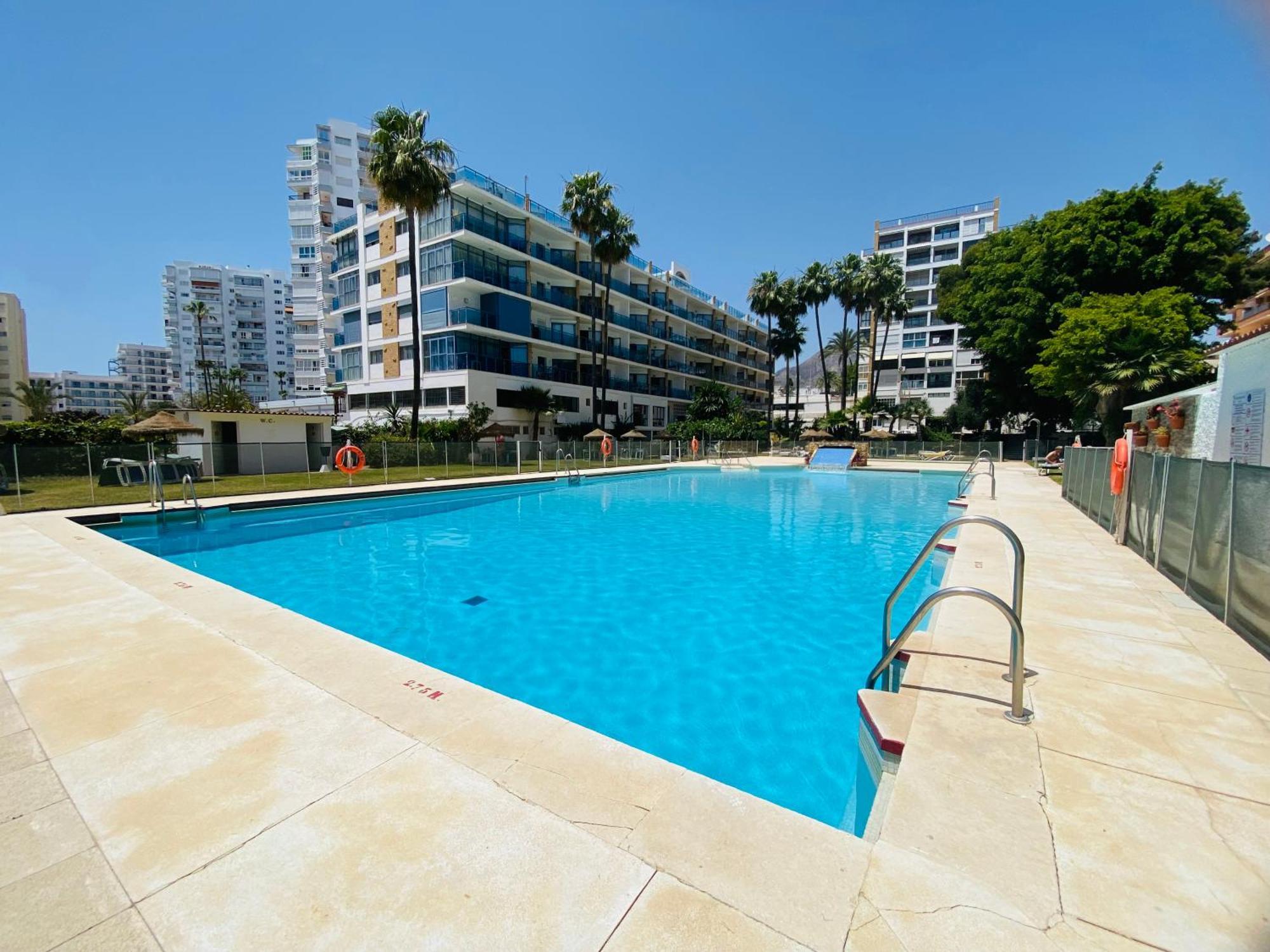 Apartamentos Ms Pepita 贝纳尔马德纳 外观 照片