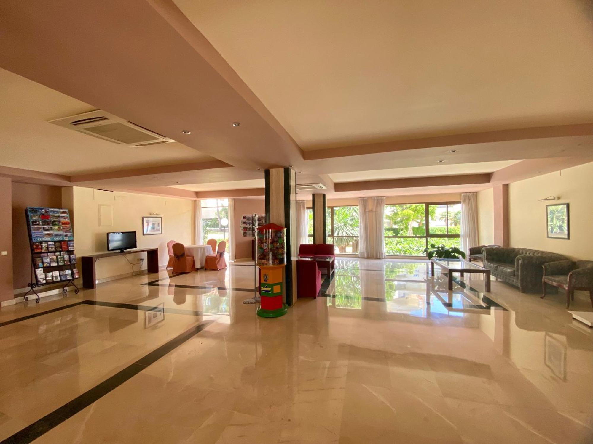 Apartamentos Ms Pepita 贝纳尔马德纳 外观 照片