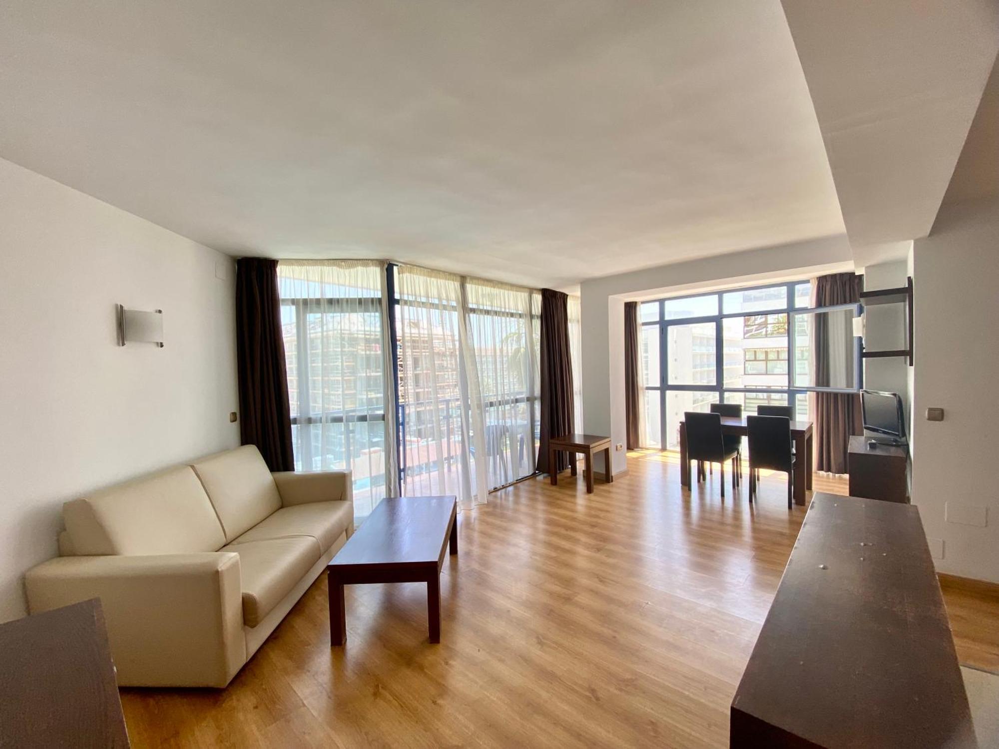 Apartamentos Ms Pepita 贝纳尔马德纳 外观 照片
